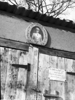 hartley   europe 1944   nh021